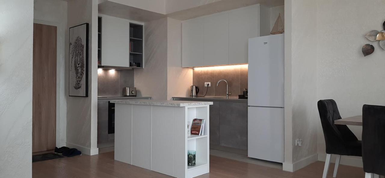 Gigi Apartment Belgrado Buitenkant foto